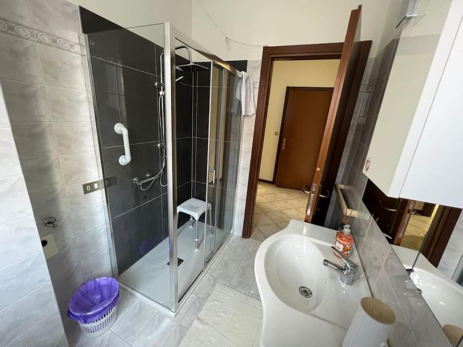 Apartament Orio Relax 24H Airport 1 - 3 Minute From Arrival By Bus Bergamo Zewnętrze zdjęcie
