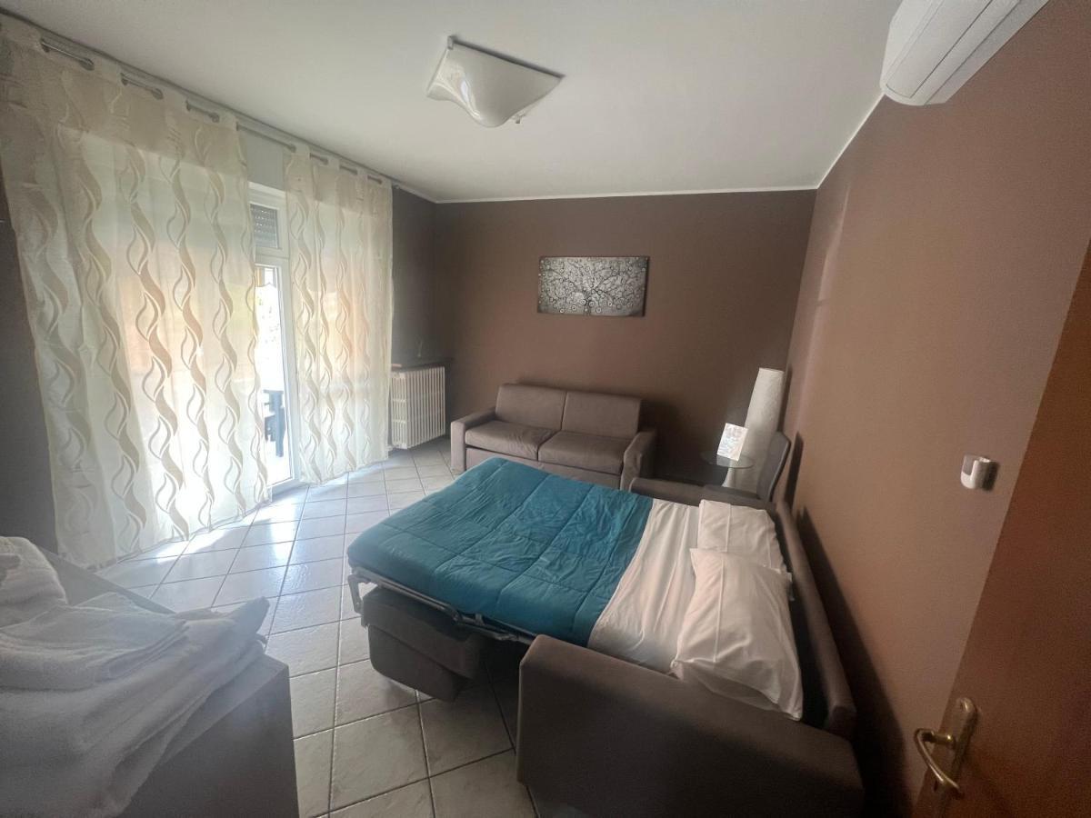 Apartament Orio Relax 24H Airport 1 - 3 Minute From Arrival By Bus Bergamo Zewnętrze zdjęcie