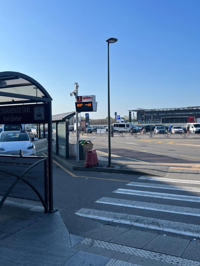 Apartament Orio Relax 24H Airport 1 - 3 Minute From Arrival By Bus Bergamo Zewnętrze zdjęcie